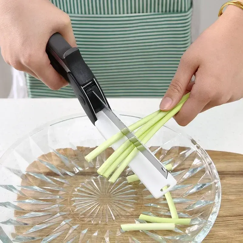Cutting Board Scissors - Image 3